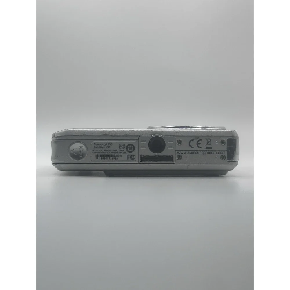 Samsung L730 7.2MP Digital Camera 3x Optical Zoom Untested For Parts/ Repair